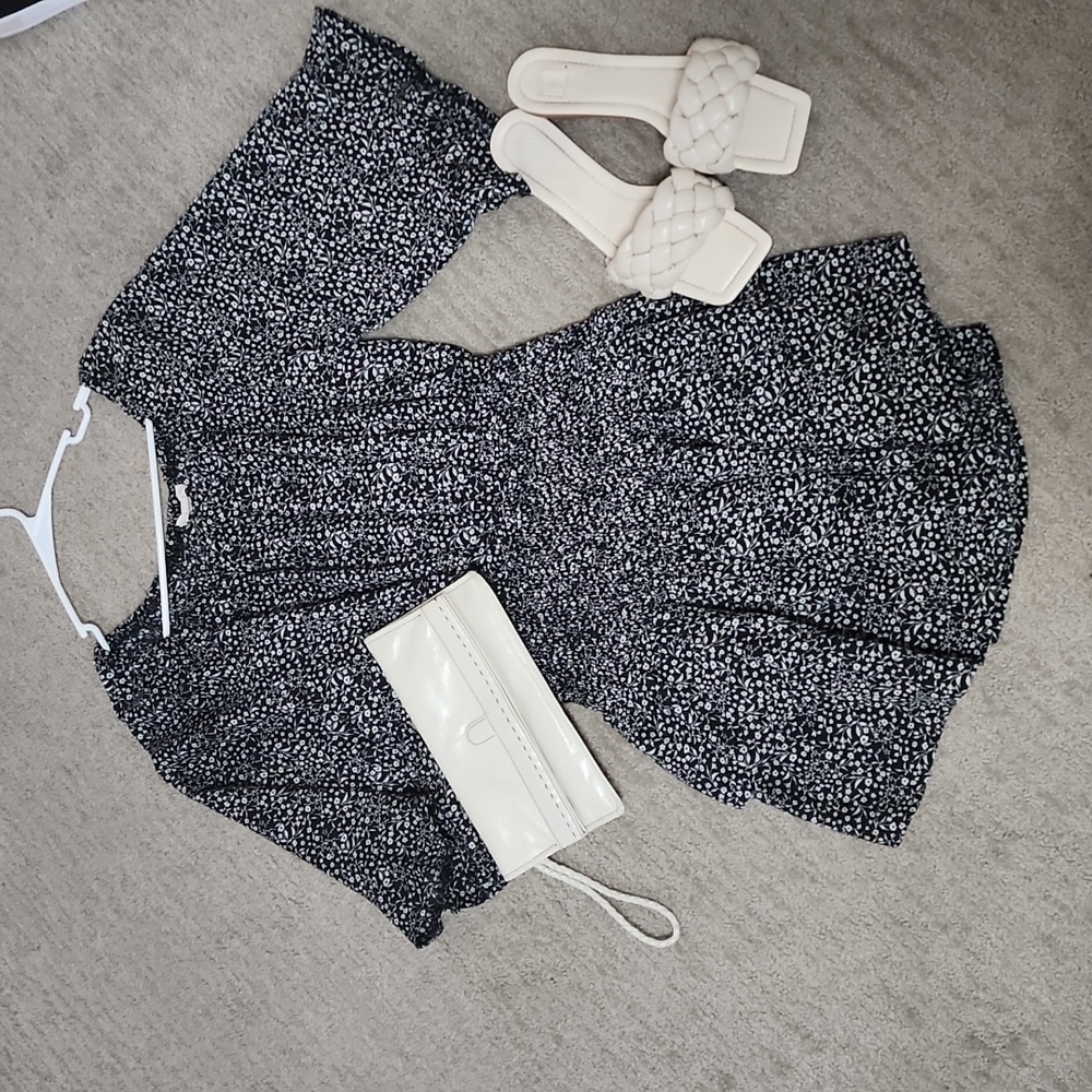 Romper - Picture 1 of 3